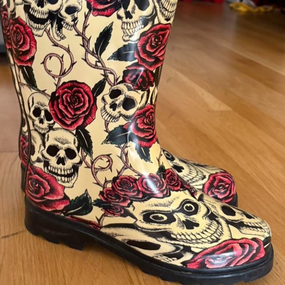ATL GIRL Y2K rain boots… - Picture 4 of 4